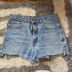 Vintage Levi’s Shorts 29-30